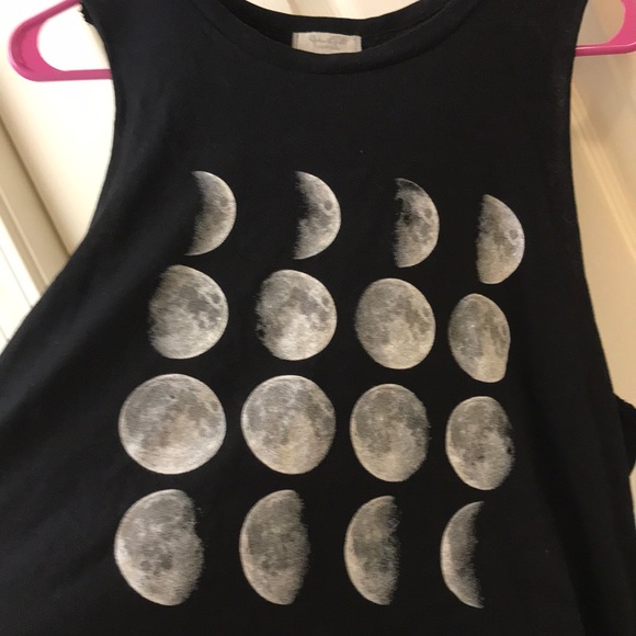 Moon phase muscle tee - Picture 5 of 7